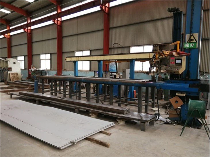 taper sleeve in workshop